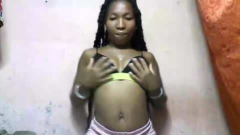 tricia9794 online show from April 1, 3:42 pm