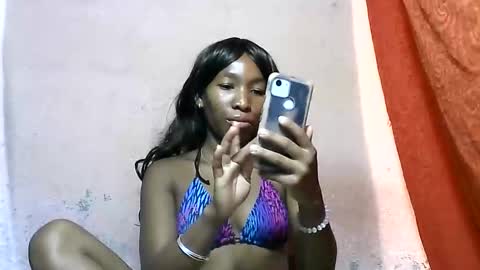 tricia9794 online show from March 28, 9:43 am