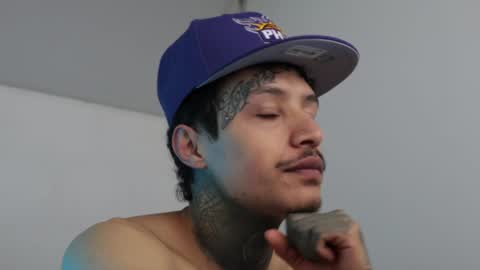 - trieone online show from December 28, 8:16 am