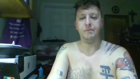 trillnonymau5 online show from February 13, 5:58 am