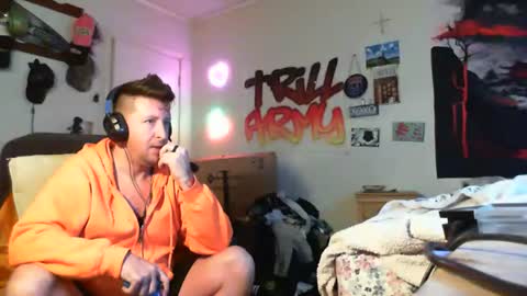 trillnonymau5 online show from January 13, 6:27 pm
