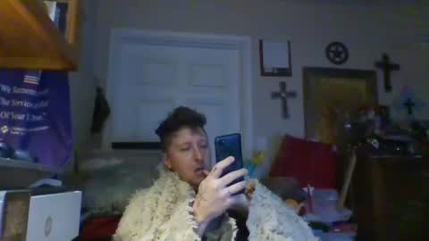 trillnonymau5 online show from January 27, 10:06 am