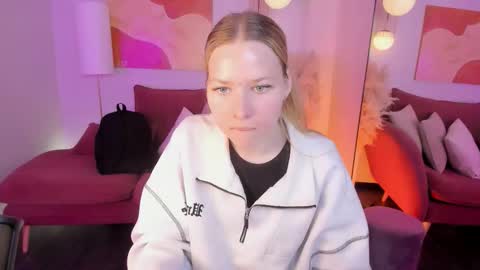 Tasya online show from October 17, 1:26 pm
