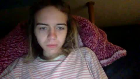 Snapshot of trippybb222 chatting on September 9, 2:39 pm trippybb222 online show from September 9, 2:39 pm