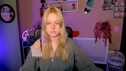 Trixy online show from May 8, 12:44 pm