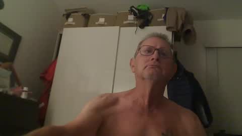 Snapshot of troffer1020 chatting on October 21, 11:41 pm Troffer online show from October 21, 11:41 pm