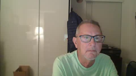 Snapshot of troffer1020 chatting on February 14, 1:13 am Troffer online show from February 14, 1:13 am