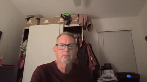 Snapshot of troffer1020 chatting on February 5, 12:20 am Troffer online show from February 5, 12:20 am