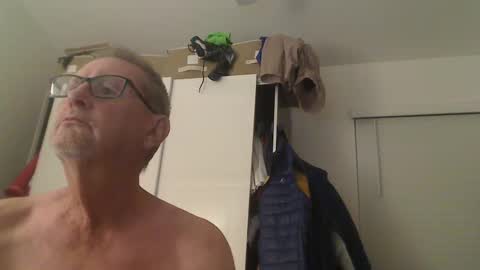 Snapshot of troffer1020 chatting on September 12, 12:01 am Troffer online show from September 12, 12:01 am