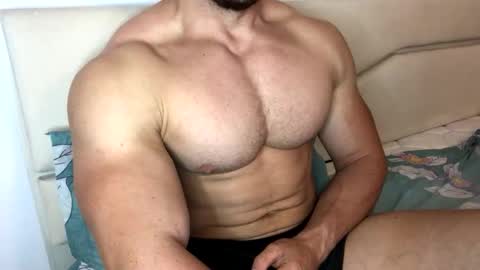 Snapshot of troncq chatting on September 24, 7:31 pm Troncq online show from September 24, 7:31 pm