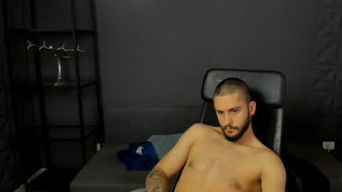 TroyWade online show from June 18, 9:14 am