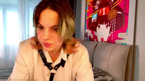 Emma online show from May 20, 12:33 pm