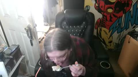 Anne online show from March 21, 8:19 am