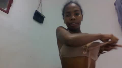 tsaralaza online show from November 19, 7:01 pm