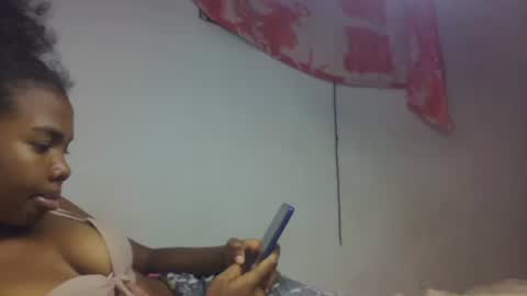 tsaralaza online show from October 12, 10:33 pm