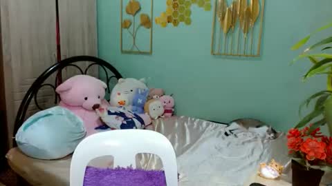 SHENA  online show from October 16, 8:07 pm