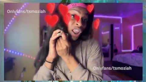 Snapshot of tsmoziah chatting on October 14, 4:59 am tsmoziah online show from October 14, 4:59 am