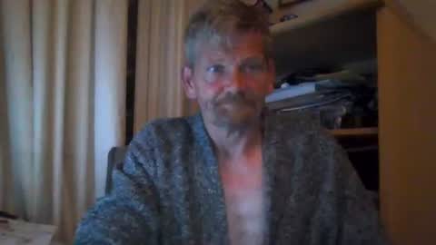 Snapshot of ttb2769 chatting on September 9, 4:23 am ttb2769 online show from September 9, 4:23 am