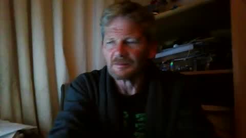 Snapshot of ttb2769 chatting on October 3, 4:43 am ttb2769 online show from October 3, 4:43 am