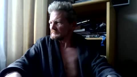 Snapshot of ttb2769 chatting on January 6, 1:41 pm ttb2769 online show from January 6, 1:41 pm