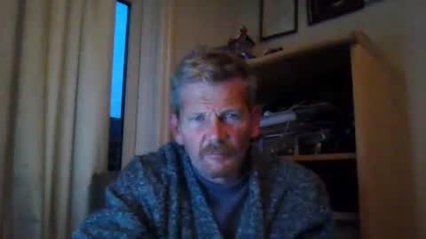 Snapshot of ttb2769 chatting on September 20, 5:43 am ttb2769 online show from September 20, 5:43 am