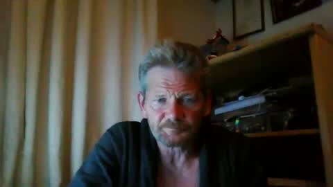 Snapshot of ttb2769 chatting on October 2, 3:05 am ttb2769 online show from October 2, 3:05 am