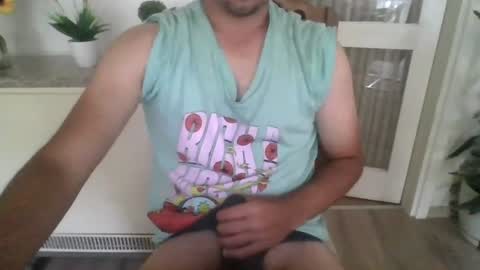 ttheman99 online show from July 20, 12:29 pm
