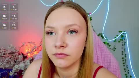 Theo online show from April 5, 8:00 am