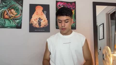 tuenkim_ online show from April 7, 3:30 am