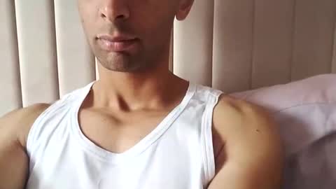 TunisienSexyGuy online show from December 2, 12:57 pm