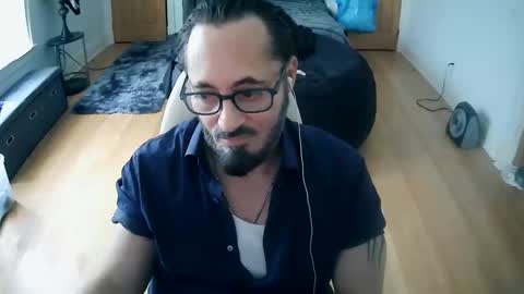 tuscan_taurus online show from April 25, 1:41 pm