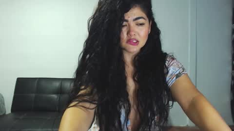 tuti online show from November 6, 3:31 am