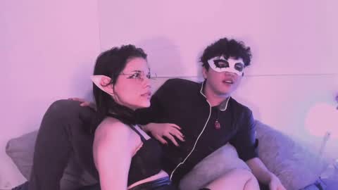 tuxedo  mayo online show from April 27, 4:26 pm