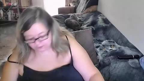 Lana online show from March 9, 2:16 am