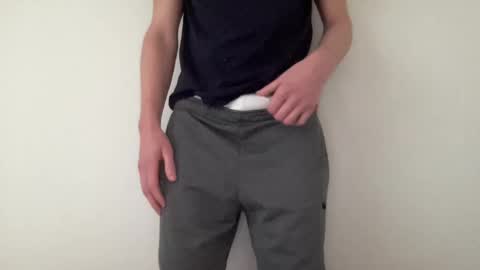 twink27844711 online show from December 26, 9:01 am