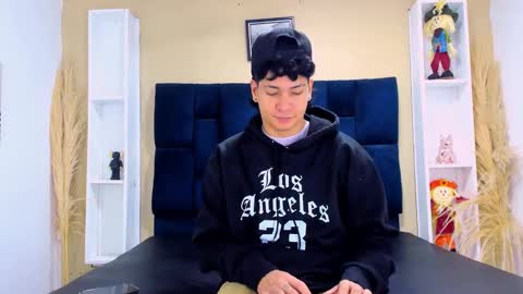 Snapshot of twink_bunny chatting on October 2, 12:15 pm samu online show from October 2, 12:15 pm