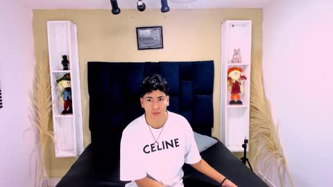 Snapshot of twink_bunny chatting on October 8, 12:22 pm samu online show from October 8, 12:22 pm