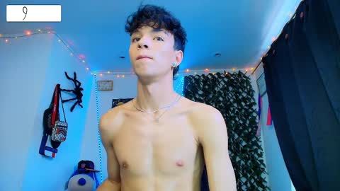 Snapshot of twink_sebas_ chatting on February 16, 6:21 pm Bad boy sebastian online show from February 16, 6:21 pm