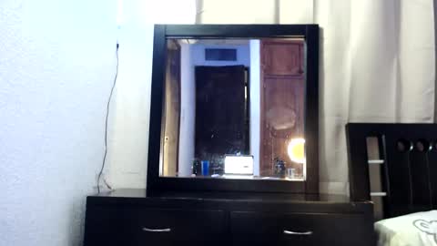 Snapshot of twink_waldorf chatting on December 12, 3:10 am Twink Waldorf online show from December 12, 3:10 am