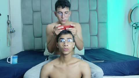 twinksecrets_ online show from March 12, 12:09 pm