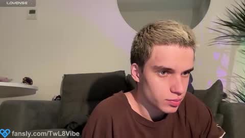 Molly and Nick online show from February 28, 3:16 pm