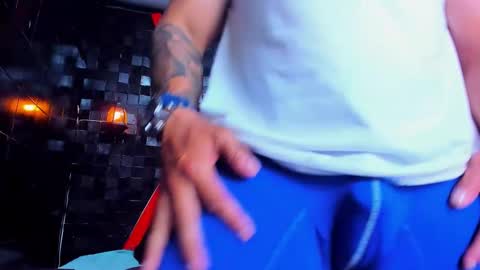 Tyleer Scot online show from April 10, 10:25 pm