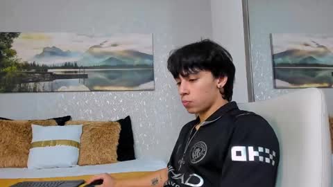 Tyler online show from November 21, 3:15 am