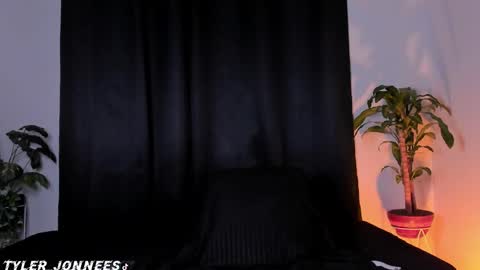 Tyler online show from March 17, 1:32 am