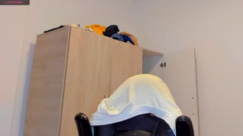     online show from January 8, 2:46 pm