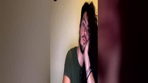 tylerarias online show from June 21, 8:37 pm