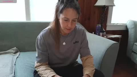 Tyler Sands online show from November 13, 1:14 pm