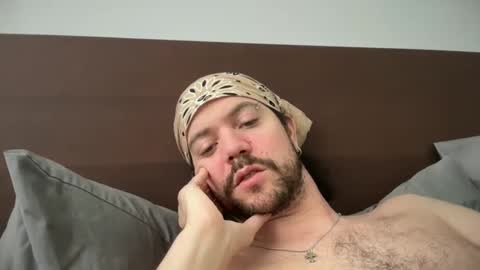 Tyleruzi online show from January 16, 6:06 pm