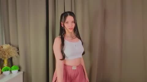 Emily online show from November 30, 11:06 am