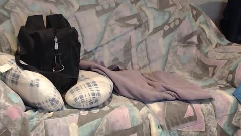 Helena and Tyson online show from January 2, 5:24 am